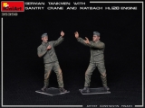 German Tankmen with Gantry Crane & Maybach HL 120 Engine in 1:35