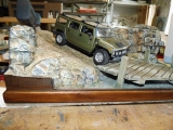 Diorama Grundplatte, Offroad Gelände mit Brücke 3, 1:24